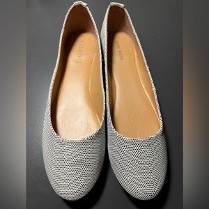 BRAND NEW Nine West Flats size 9.5